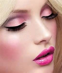 Cute+Pink+Eye+Shadow.jpg