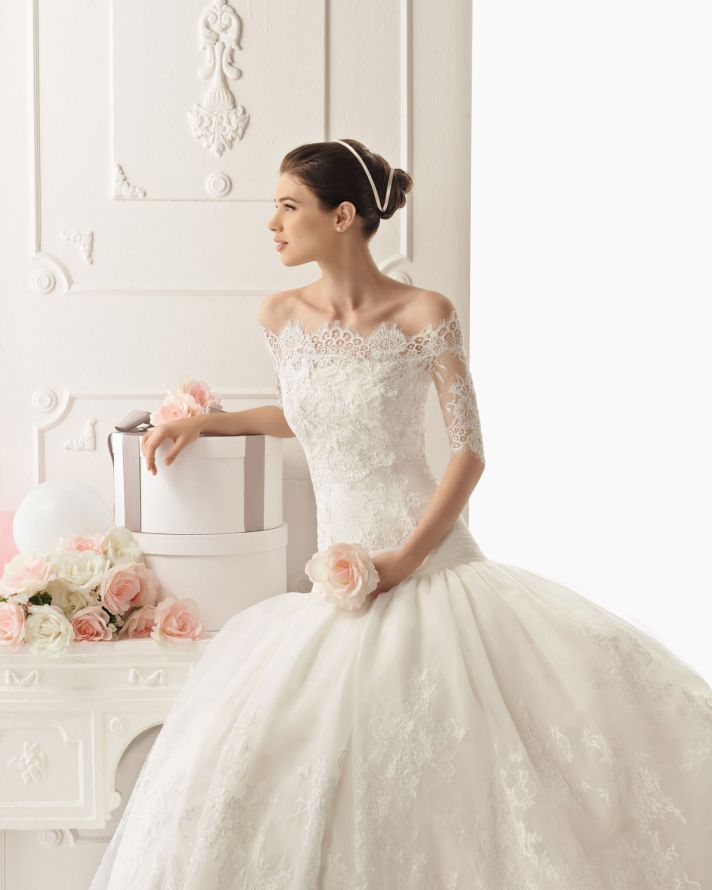 romantic-lace-wedding-dress-rosa-clara-bridal-gown-2013-1__full.jpg