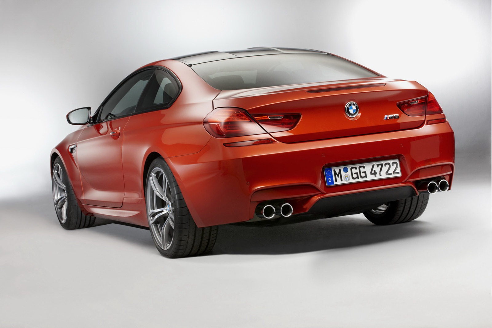 2012-BMW-M6-7[4].jpg