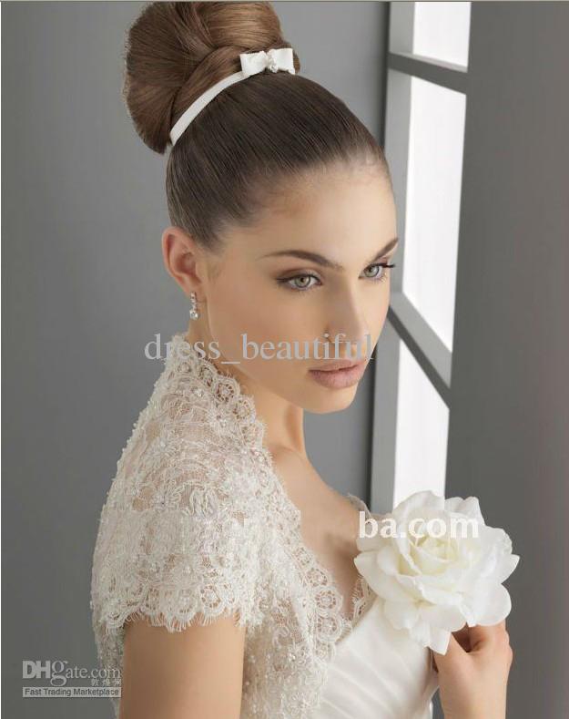 gorgeous-strapless-empire-organza-lace-bride.jpg