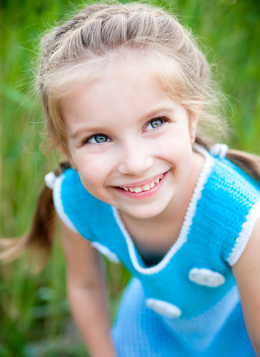 side-braid-spring-style-for-little-girls1.jpg