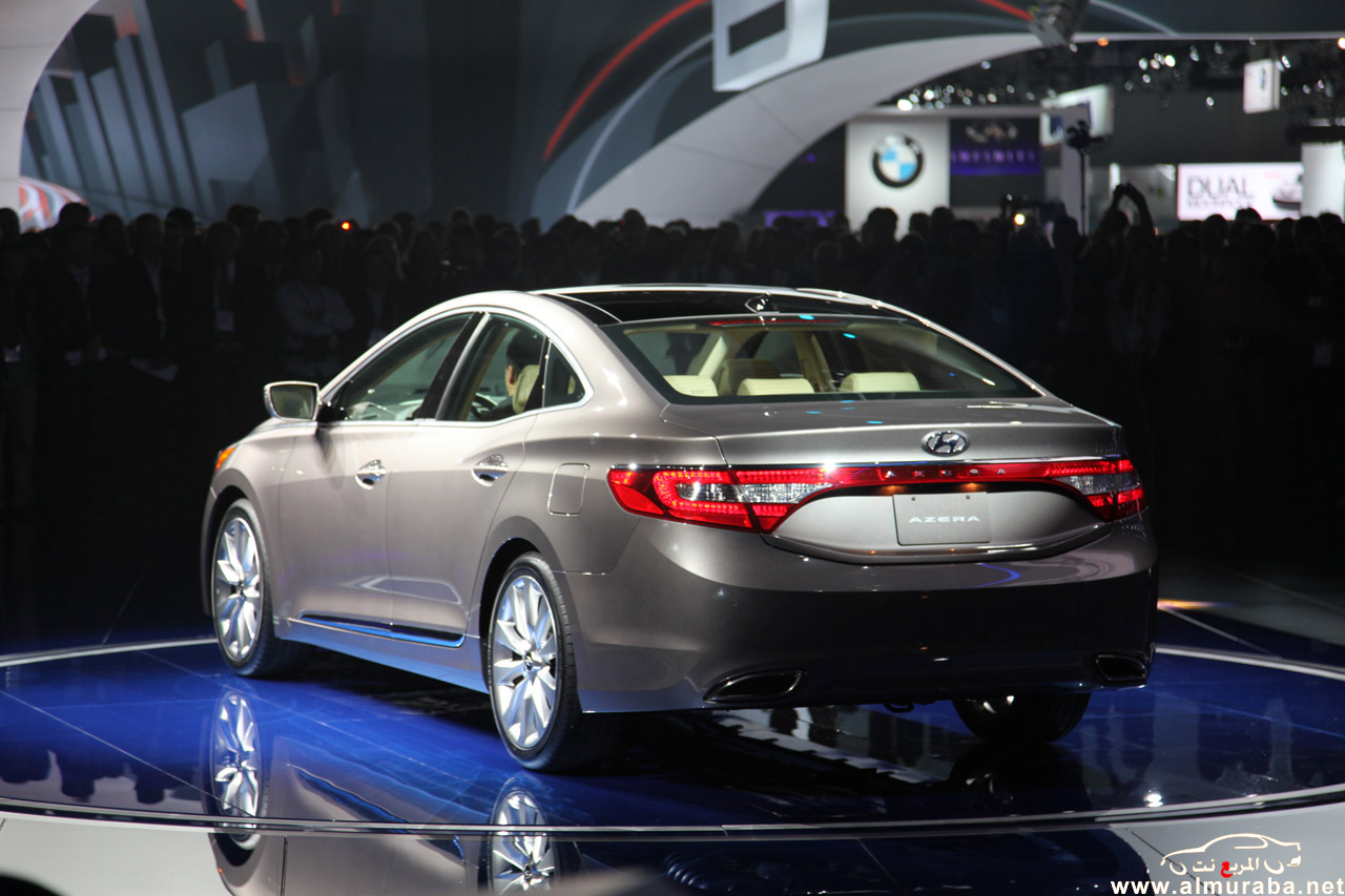 04-2012-hyundai-azera-live.jpg