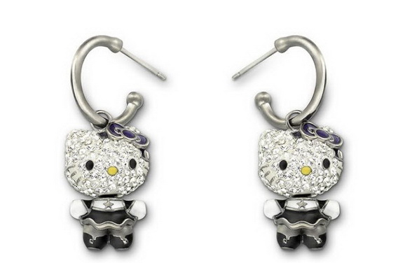SWAROVSKI-Hello-Kitty-2013-Collection_34.jpg