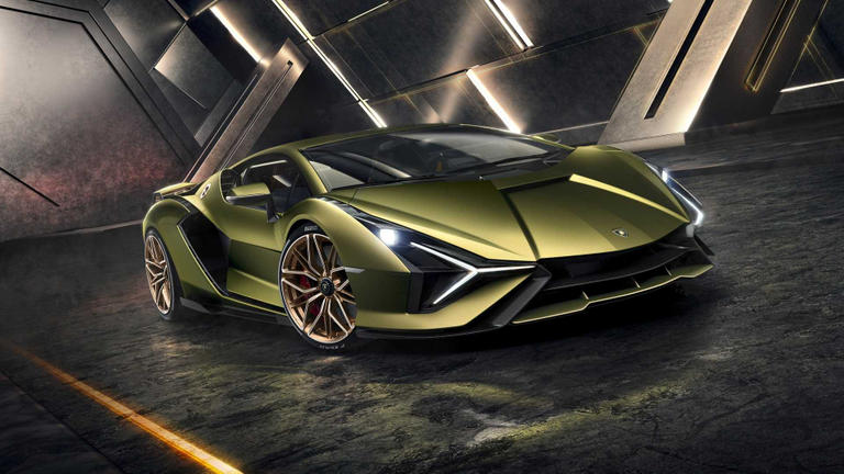 140-005001-lamborghini-sian-electrified-unveiled-2.jpg