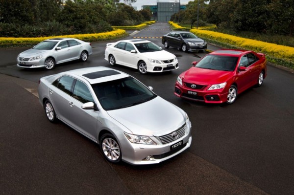 Toyota-Aurion-2013-Pictures-600x399.jpg