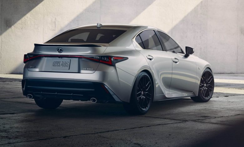 2021-Lexus-IS-12-780x470.jpg