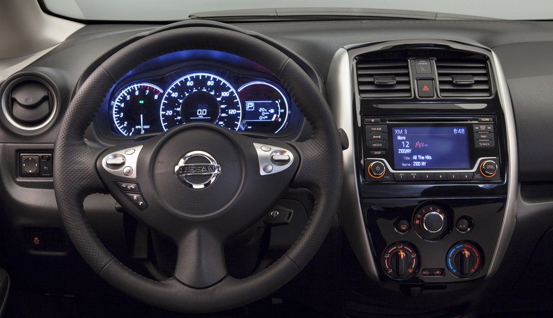 Steering-wheel-car-2015-nissan-versa-note-sr.jpg
