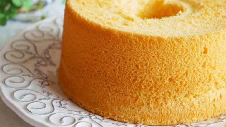 47-172245-sponge-cake-recipe-2.jpg