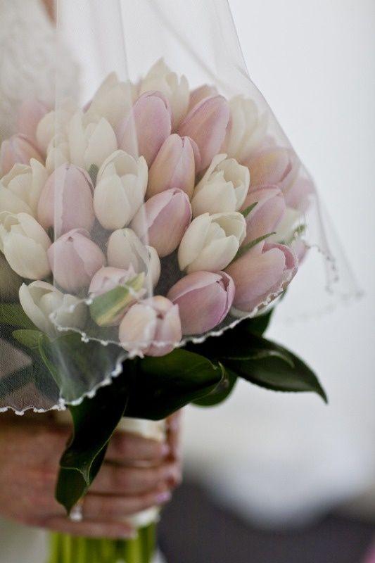 tulips_bridal_bouquet_13.jpg