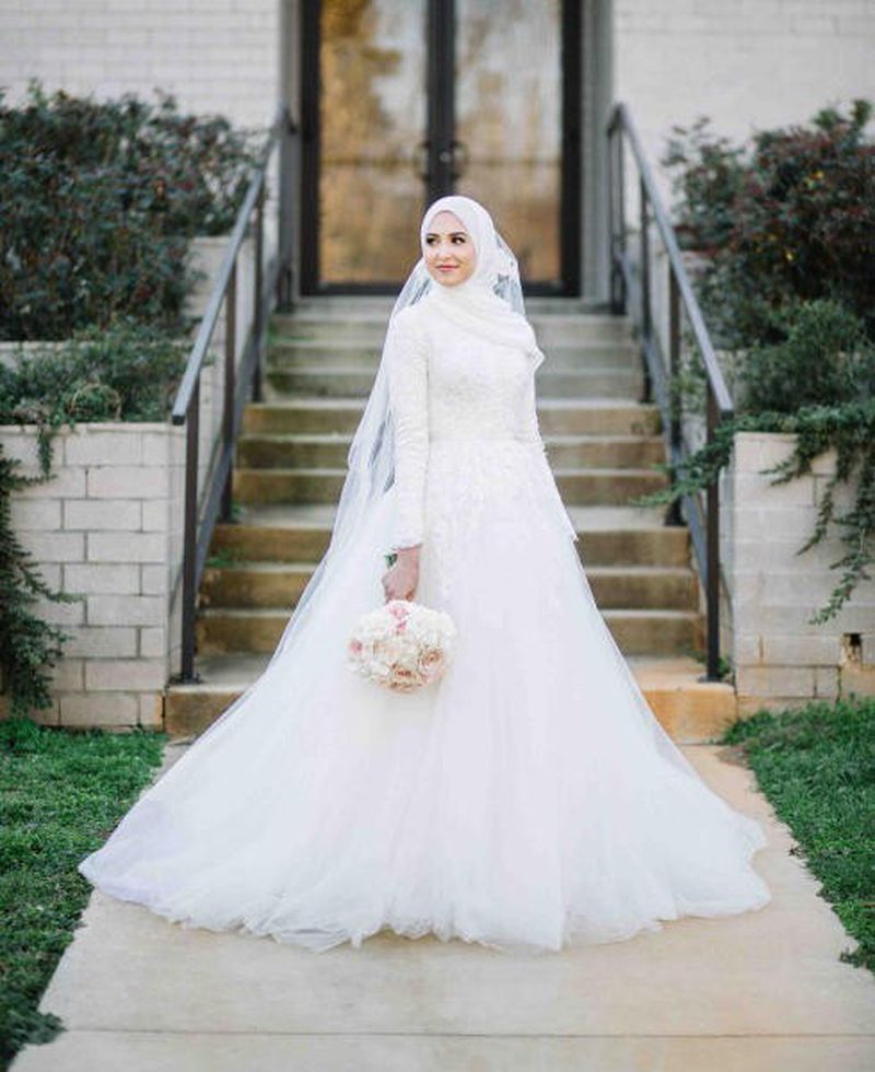 hijab_wedding_dress.jpg