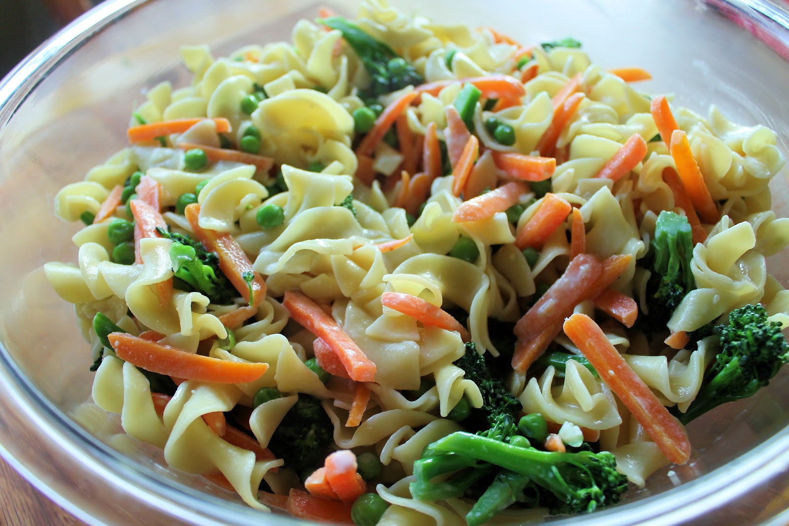 11858-pasta-with-vegetables-and-cream.jpg