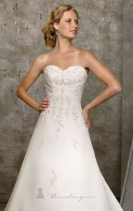 2105-dress-by-bridal-by-mori-leealt2.jpg