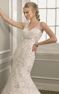 1655-dress-by-bridal-by-mori-leealt7.jpg