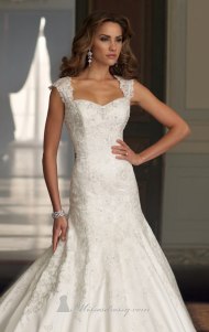 213243-by-david-tutera-for-mon-cheri.jpg