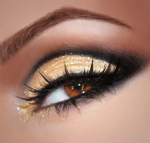 gold-shimmer-eye.jpg